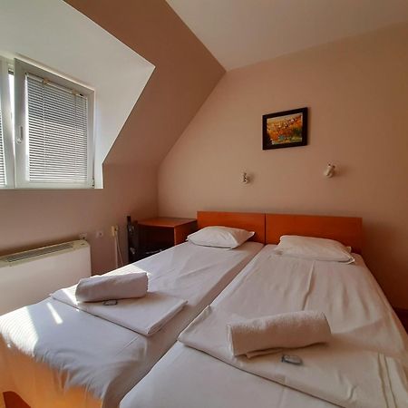Guest House Diel 벨리코 터르노보 객실 사진